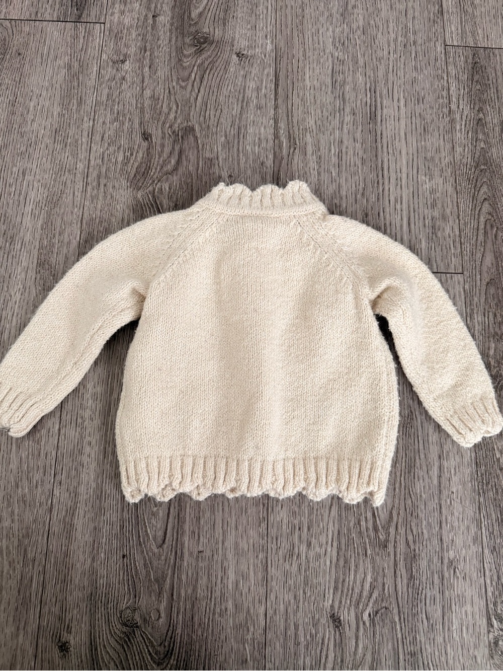 H&M Baby girl Flowers Embroidery-Detail Cardigan size 4-6 month - Picture 3 of 5